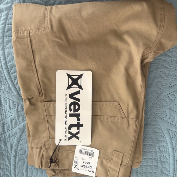 NWT Vertx Men’s Cargo Pants in Khaki - Durable Everyday Utility